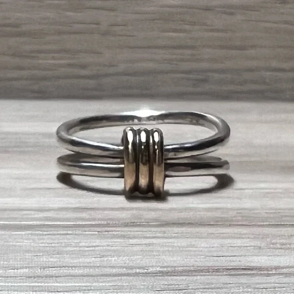 Vintage Designer Ed Levin Sterling Silver & Gold Signature Ring, Size 6 - Picture 2 of 13